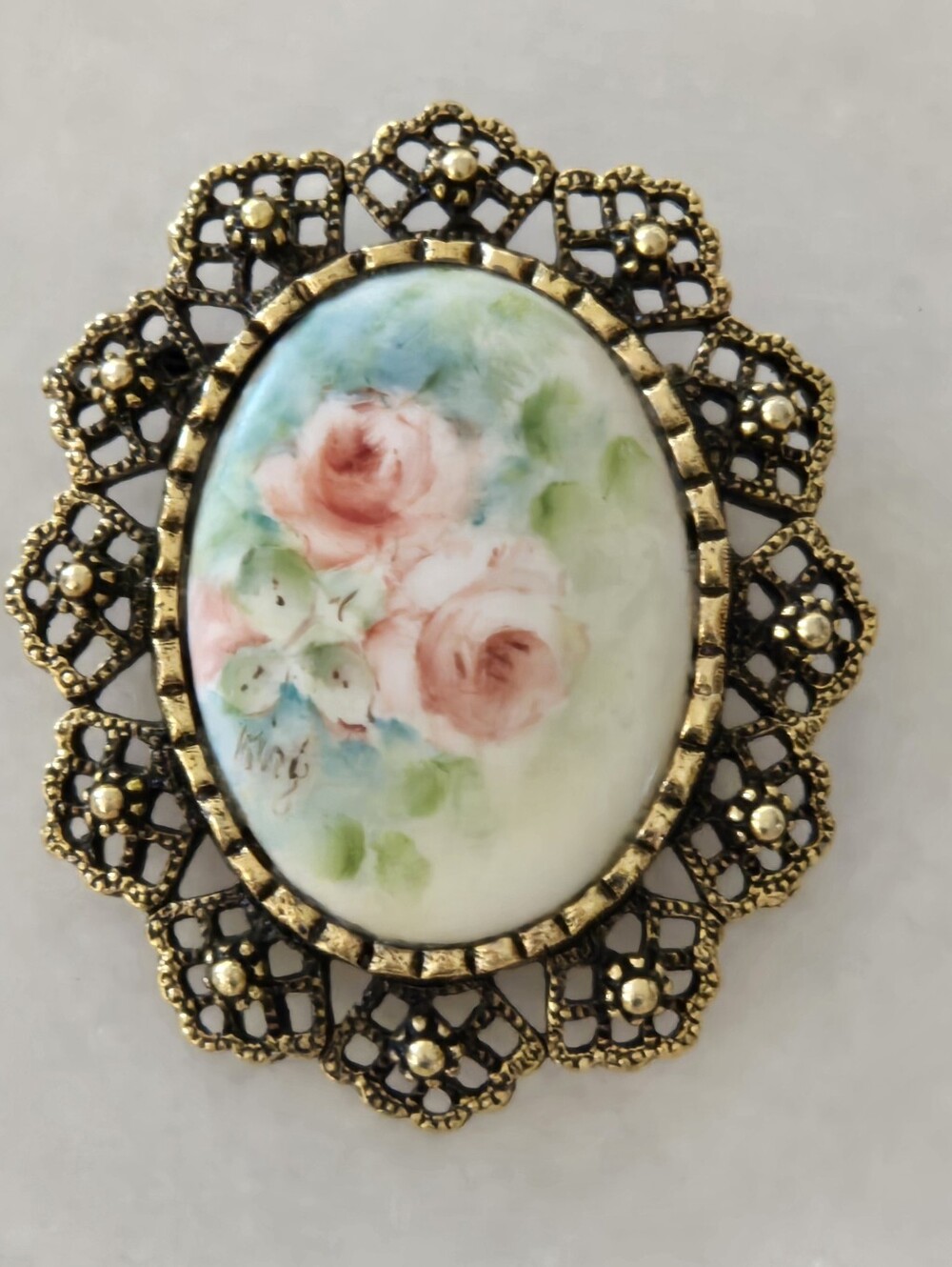 Vtg 50s 60s Painted Porcelain Oval Rose Floral Brooch Pendant Pin, SIGNED